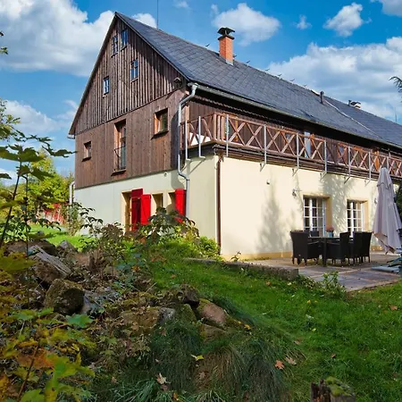 Ferienhaus Zum Liliensteinblick 霍恩斯泰因